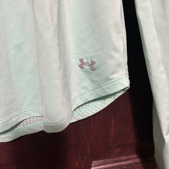 Under Armour Long Sleeve T-shirt - Picture 2 of 4